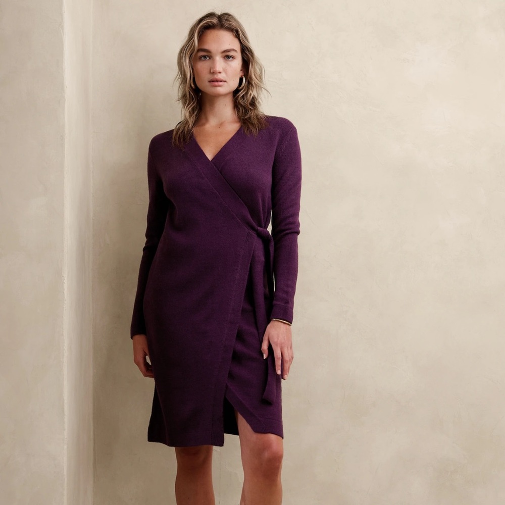 Banana Republic Factory Wrap knee-length sweater dress